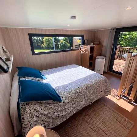 Maison D'une Avec Jacuzzi Jardin Clos Et Wifi A *