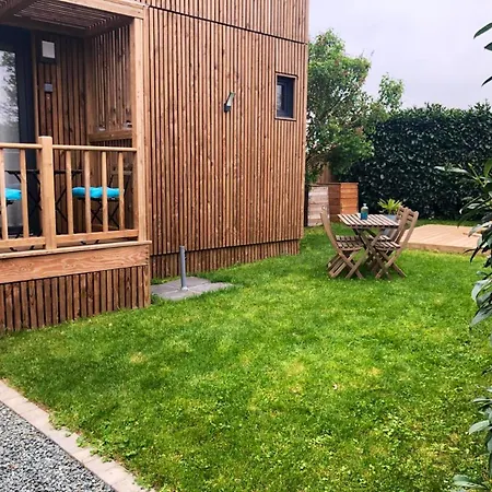 Maison D'une Avec Jacuzzi Jardin Clos Et Wifi A Holiday home *