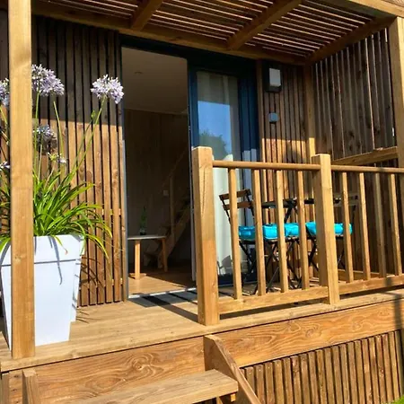 Holiday home Maison D'une Avec Jacuzzi Jardin Clos Et Wifi A Plassay